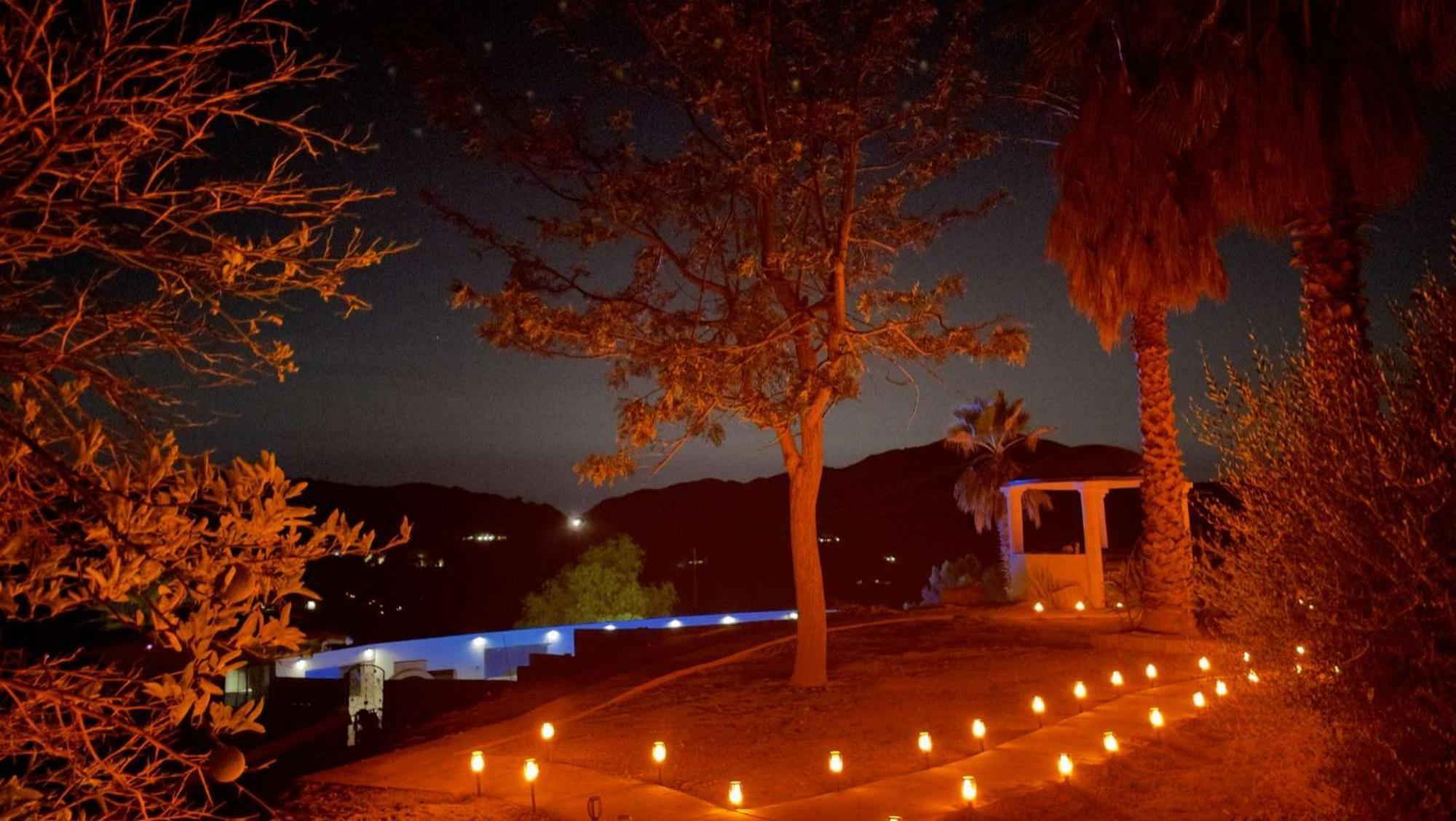 Private Home On 10 Acres - Heated Salt Pool & Jacuzzi, Mountain & City Views, Horseshoes, Basketball, Bbq, Golf Putting, Foosball, Croquet, Bose Stereo, White Cotton Bedding - Hilltop Hacienda, Pool Heat Optional Jamul Eksteriør bilde