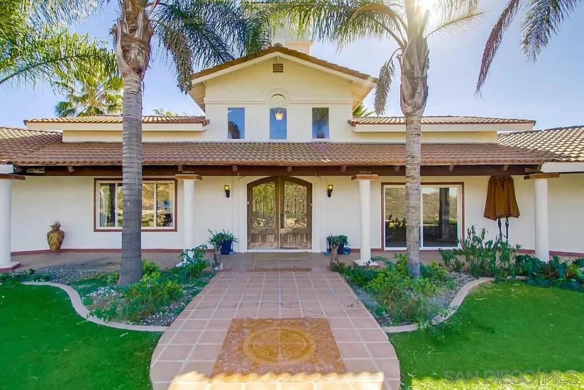 Private Home On 10 Acres - Heated Salt Pool & Jacuzzi, Mountain & City Views, Horseshoes, Basketball, Bbq, Golf Putting, Foosball, Croquet, Bose Stereo, White Cotton Bedding - Hilltop Hacienda, Pool Heat Optional Jamul Eksteriør bilde